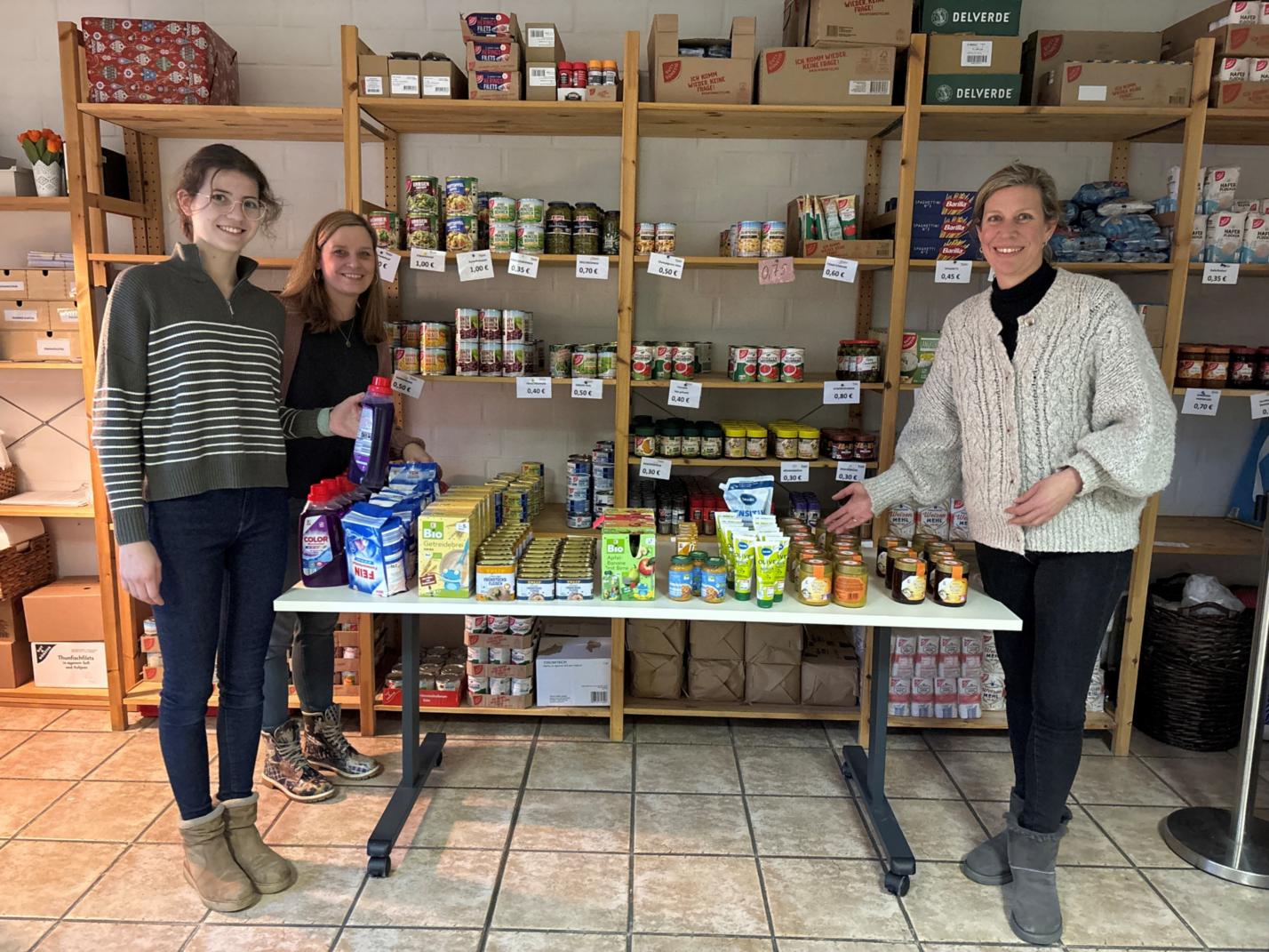 Spendenübergabe ev. Kiga Ohlerfeld quer